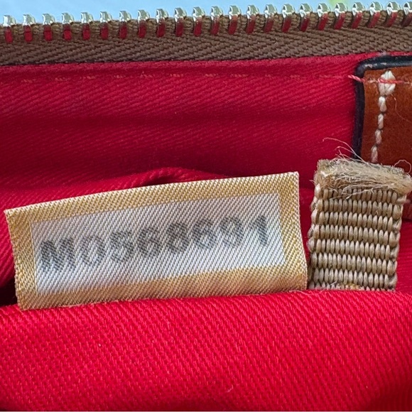 Dooney & Bourke Pebbled Leather Cognac Camel Tan Brown Crossbody Bag Purse - Picture 14 of 16